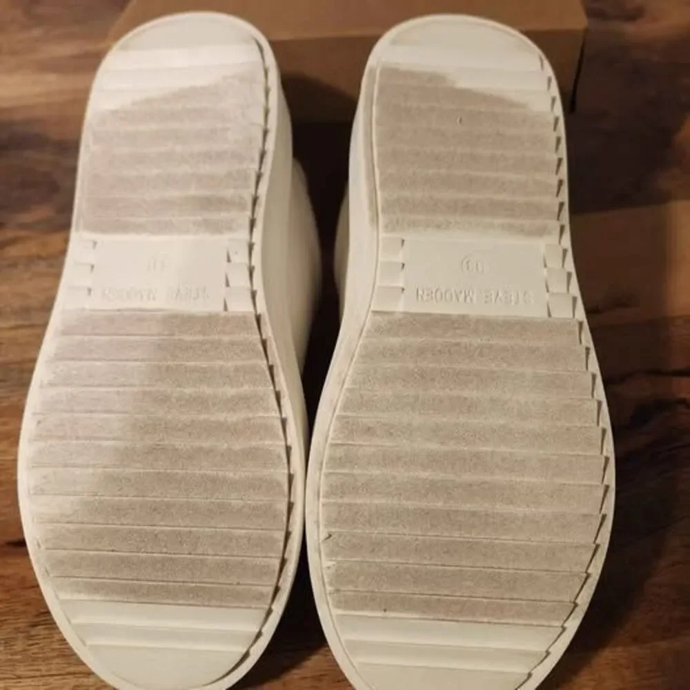 Steve Madden Charly White Size 13 Kids Brand New